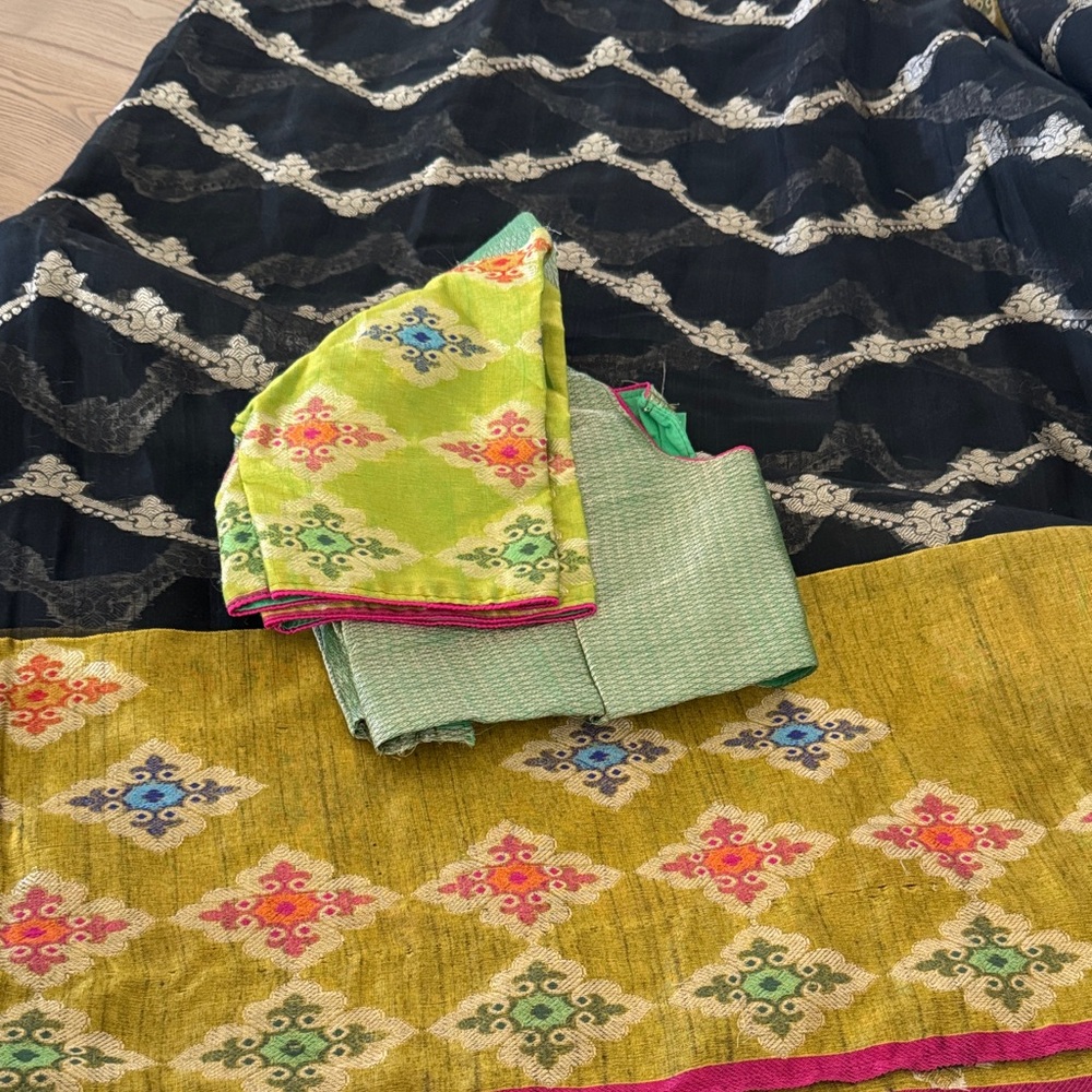 Colorful Traditional Saree with Blouse